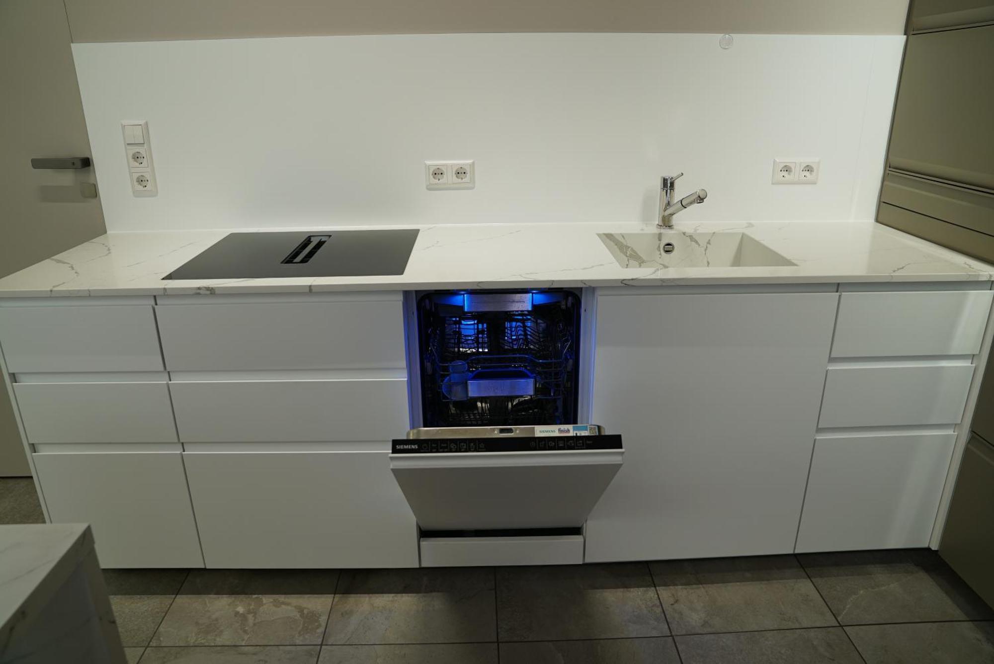Kleine Studio-Wohnung, Kontaktloser Check-In 멕켄뷔렌 외부 사진