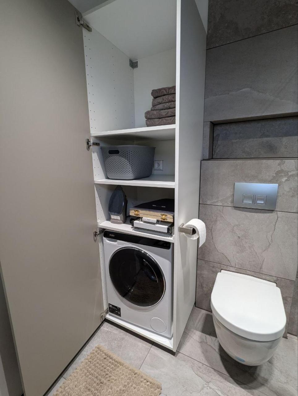 Kleine Studio-Wohnung, Kontaktloser Check-In 멕켄뷔렌 외부 사진
